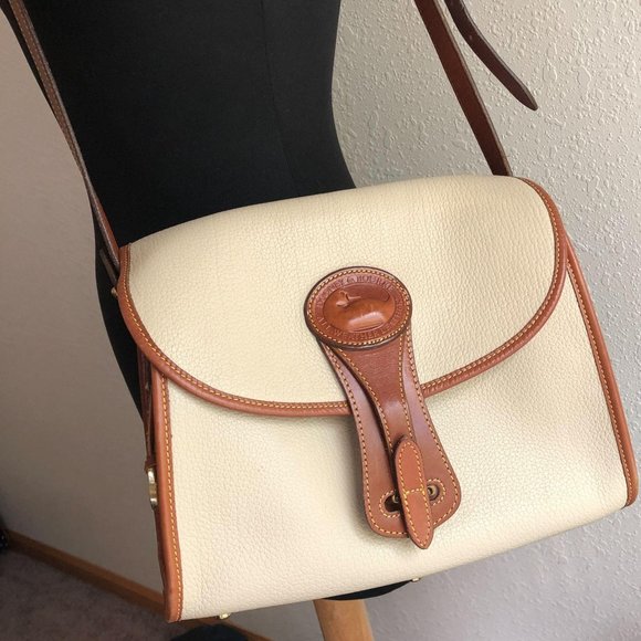 Dooney & Bourke Handbags - Dooney & Bourke Vintage Satchel Purse